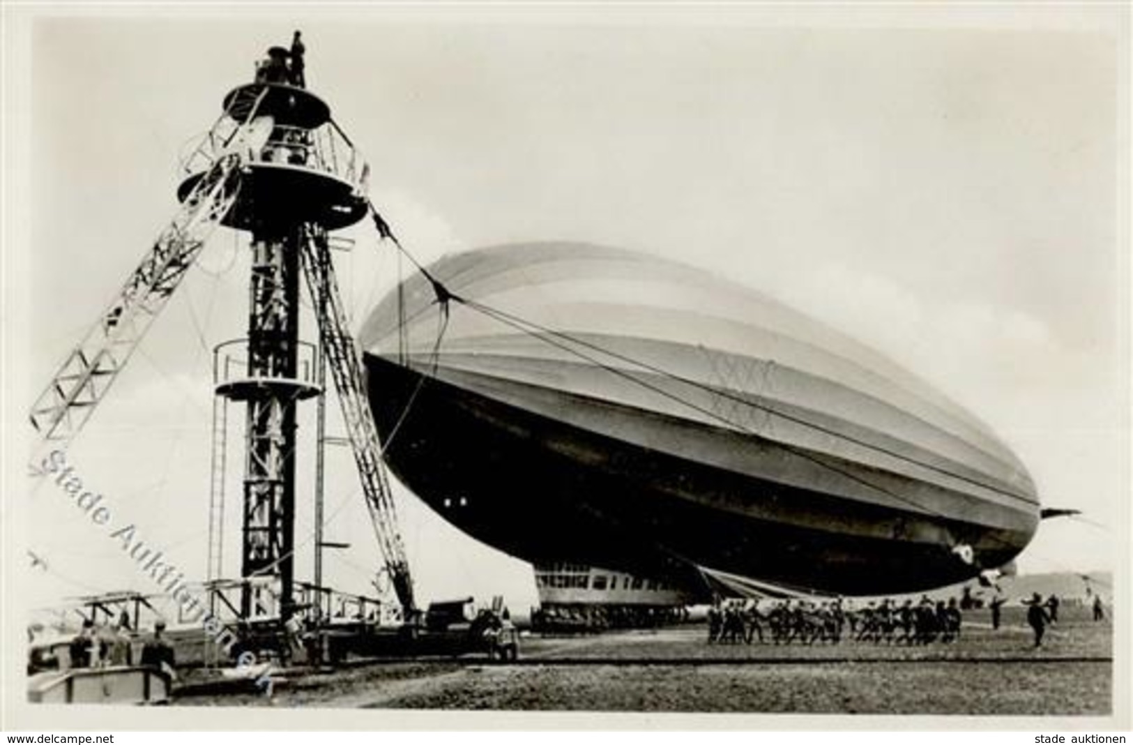 ZEPPELIN - Luftschiff LZ 127 Graf Zeppelin - Wird An Den Ankermast Gebracht I Dirigeable - Aeronaves
