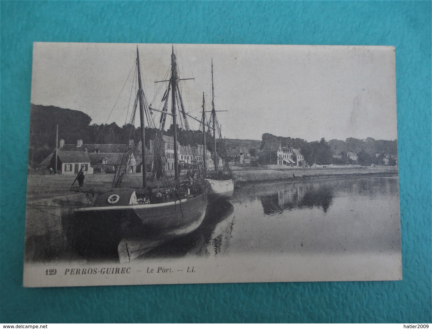 PERROS GUIREC - Le Port - Ecrite En 1920 - TBE - Perros-Guirec