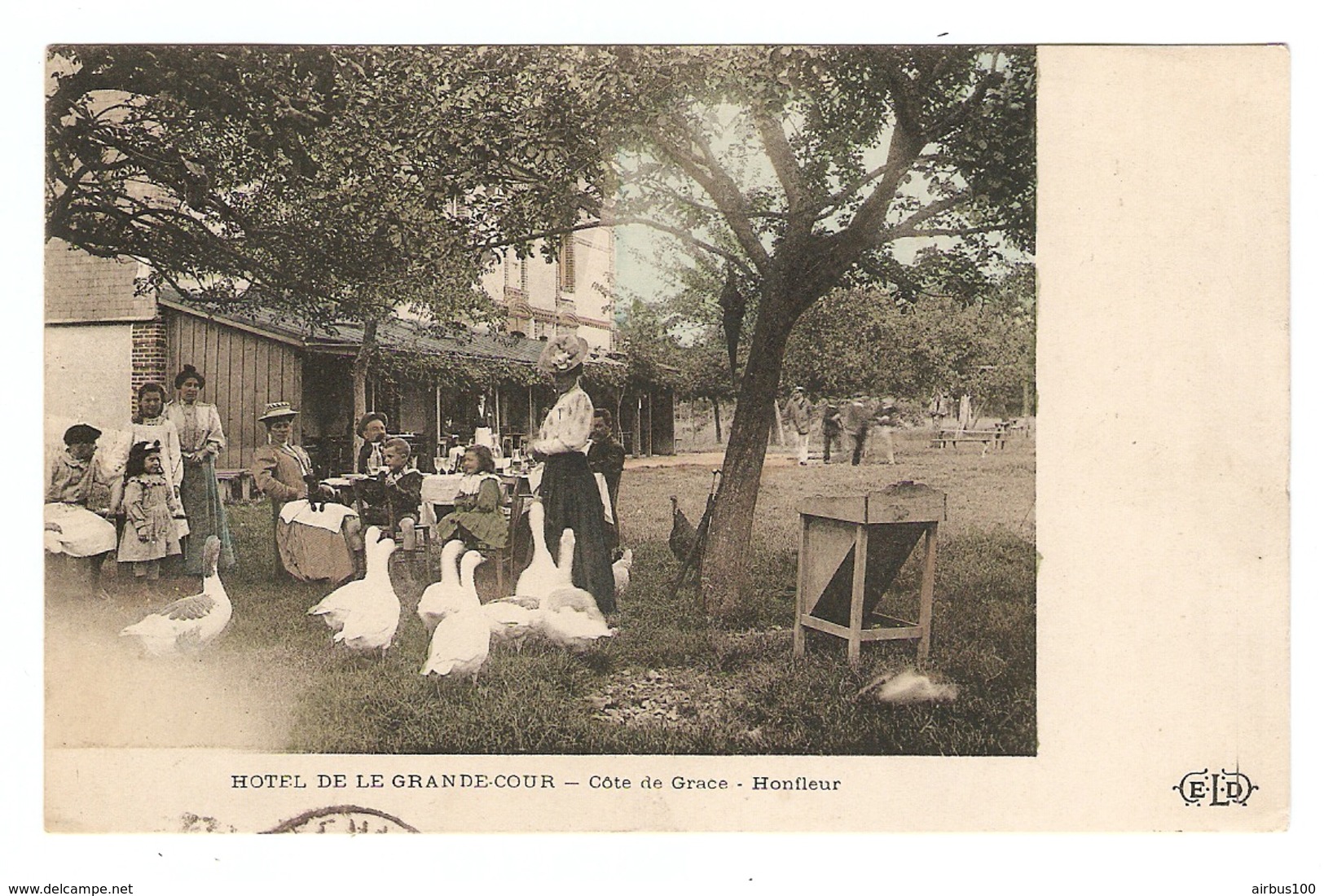 14 - HONFLEUR HOTEL De La GRANDE COUR - EDITIONS ELD - 1910 - OIE BASSE COUR - BELLE ANIMATION - Honfleur