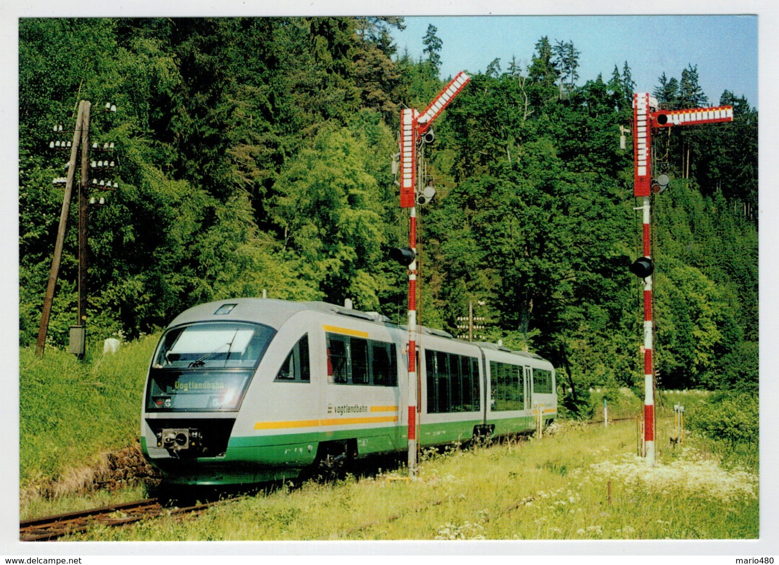 CESKA  REP.   TRAIN  ZUG  TREIN  TRENI  GARE  BAHNHOF  STATION  STAZIONI  2 SCAN (NUOVA) - Treinen