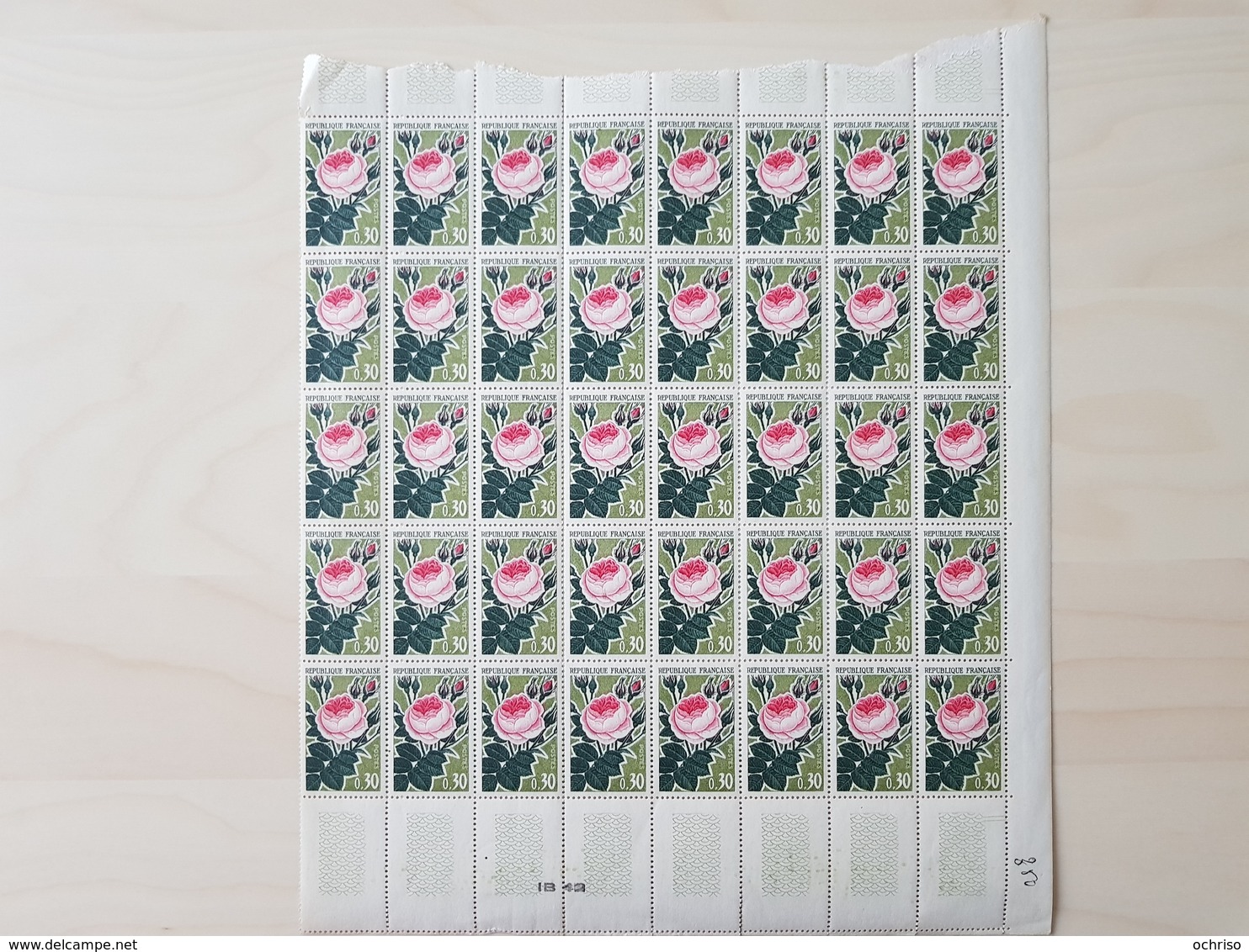 Affaire !!! Série de Feuilles completes et blocs de timbres France annnées 40-60 cote YT 700€