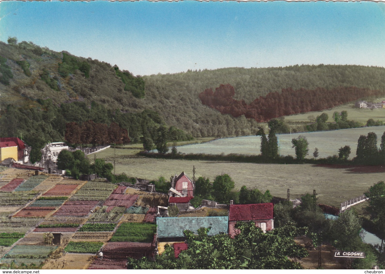 23. AUBUSSON. VUE VERS LA CROIX BLANCHE. ANNEE 1963 + TEXTE - Aubusson