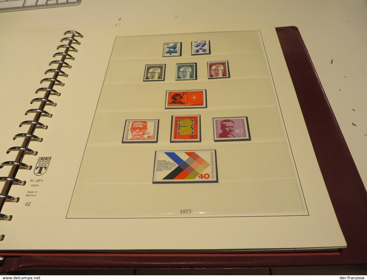 DEUTSCHLAND - BUND  1960 bis 1976  kpl. SLG. mit allen ** / MARKEN auf LINDNER -T- FALZLOS - VORDRUCKTEX  im RINGBINDER