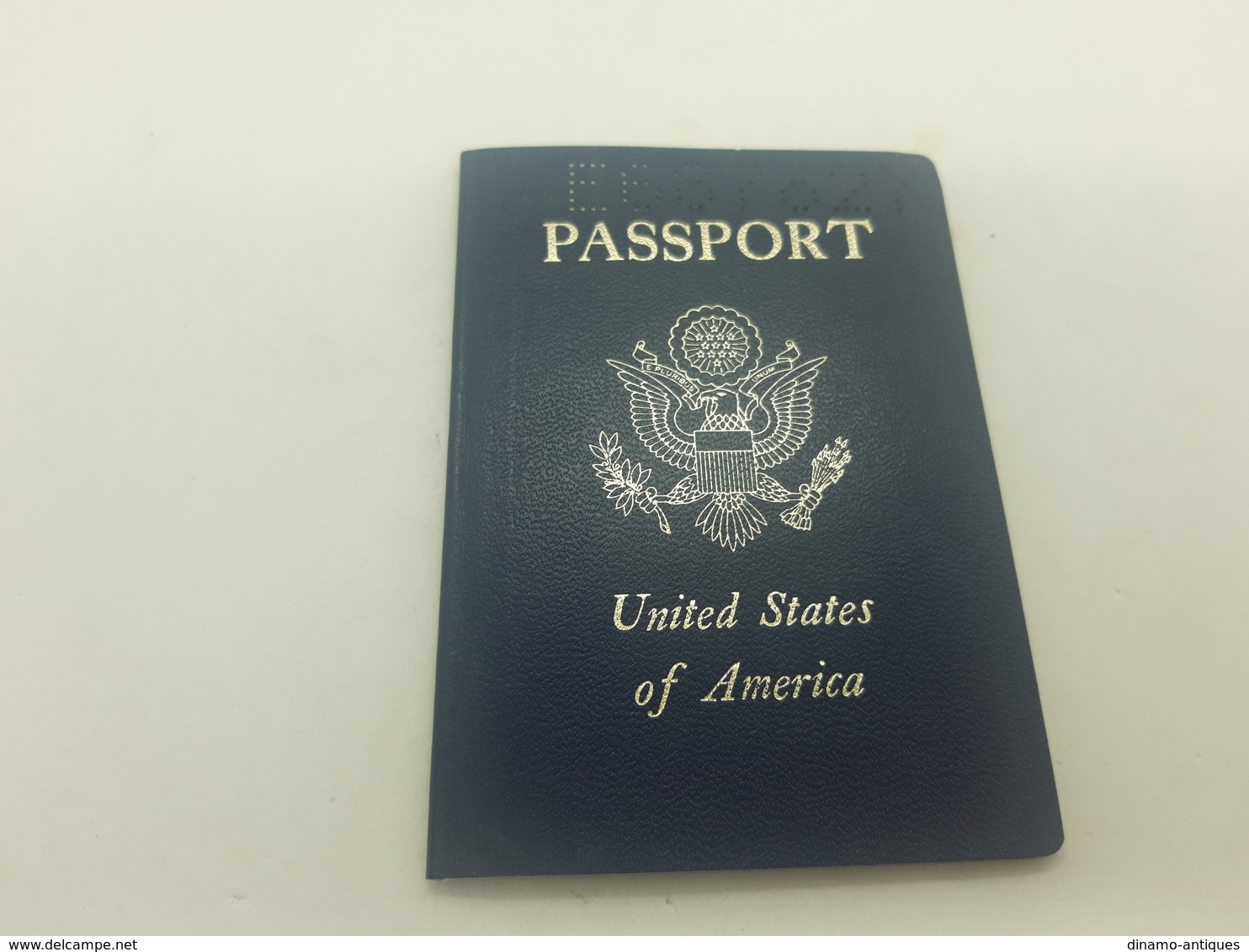 1984 USA Passport Passeport Reisepass Issued In New Orleans - Documentos Históricos