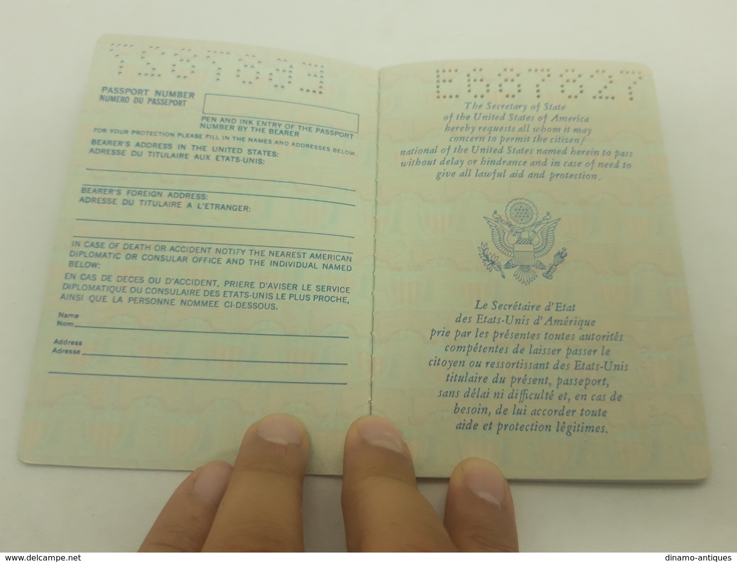 1984 USA Passport Passeport Reisepass Issued In New Orleans - Documenti Storici