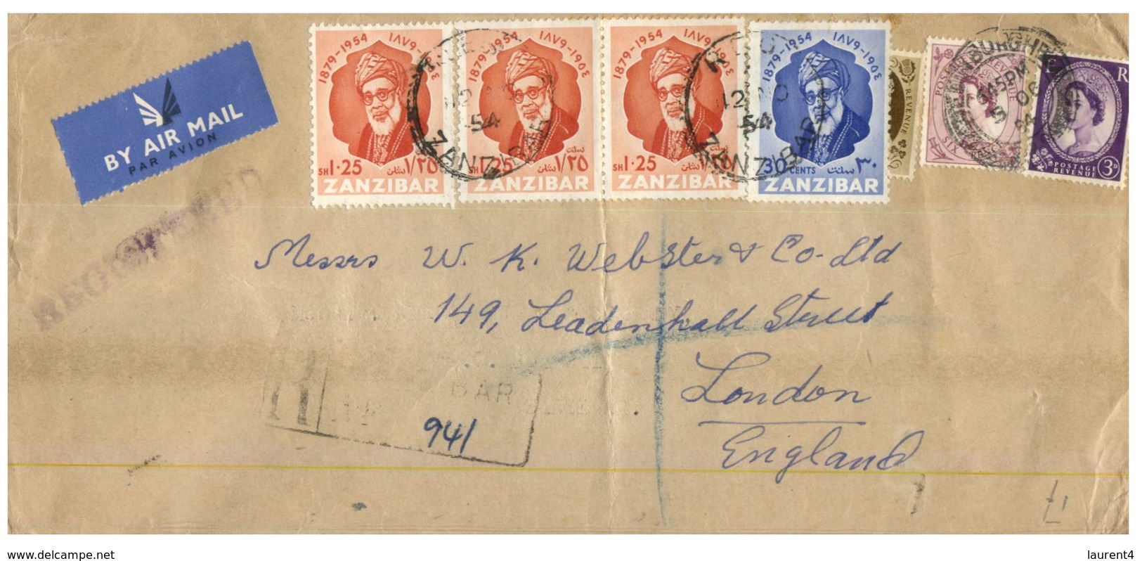 (D 9) Cover - Registered Cover Posted From Zanzibar To England (dual Zanazibar Anf UK Stamp Franking = Unusual) - Zanzibar (...-1963)