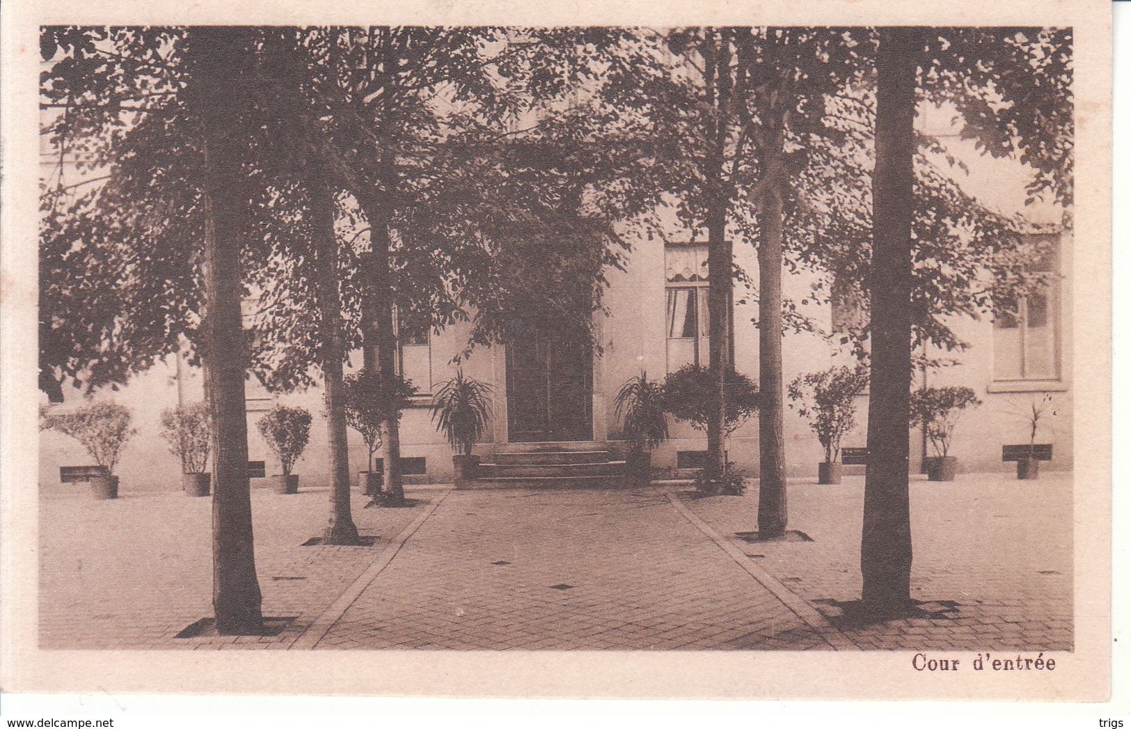 Wavre (Pensionnat Des Soeurs De La Providence) - Cour D'Entrée - Wavre