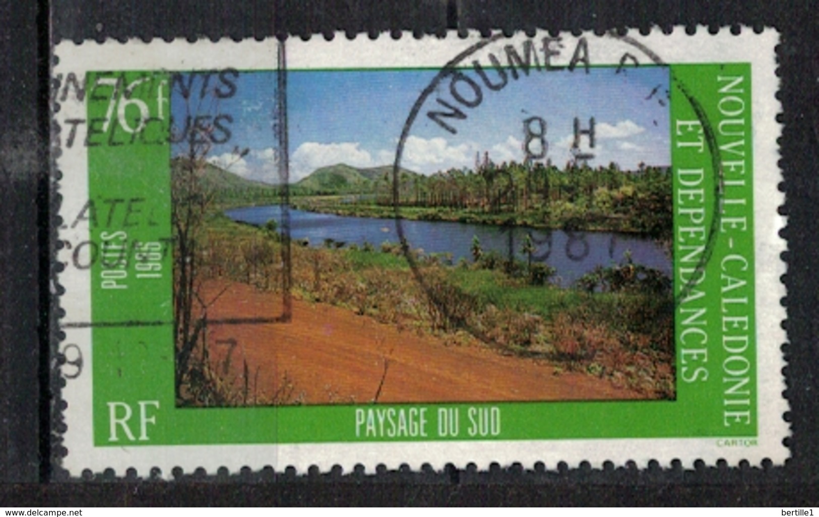 NOUVELLE CALEDONIE              N°     YVERT    526    OBLITERE       ( Ob  5/22 ) - Usados