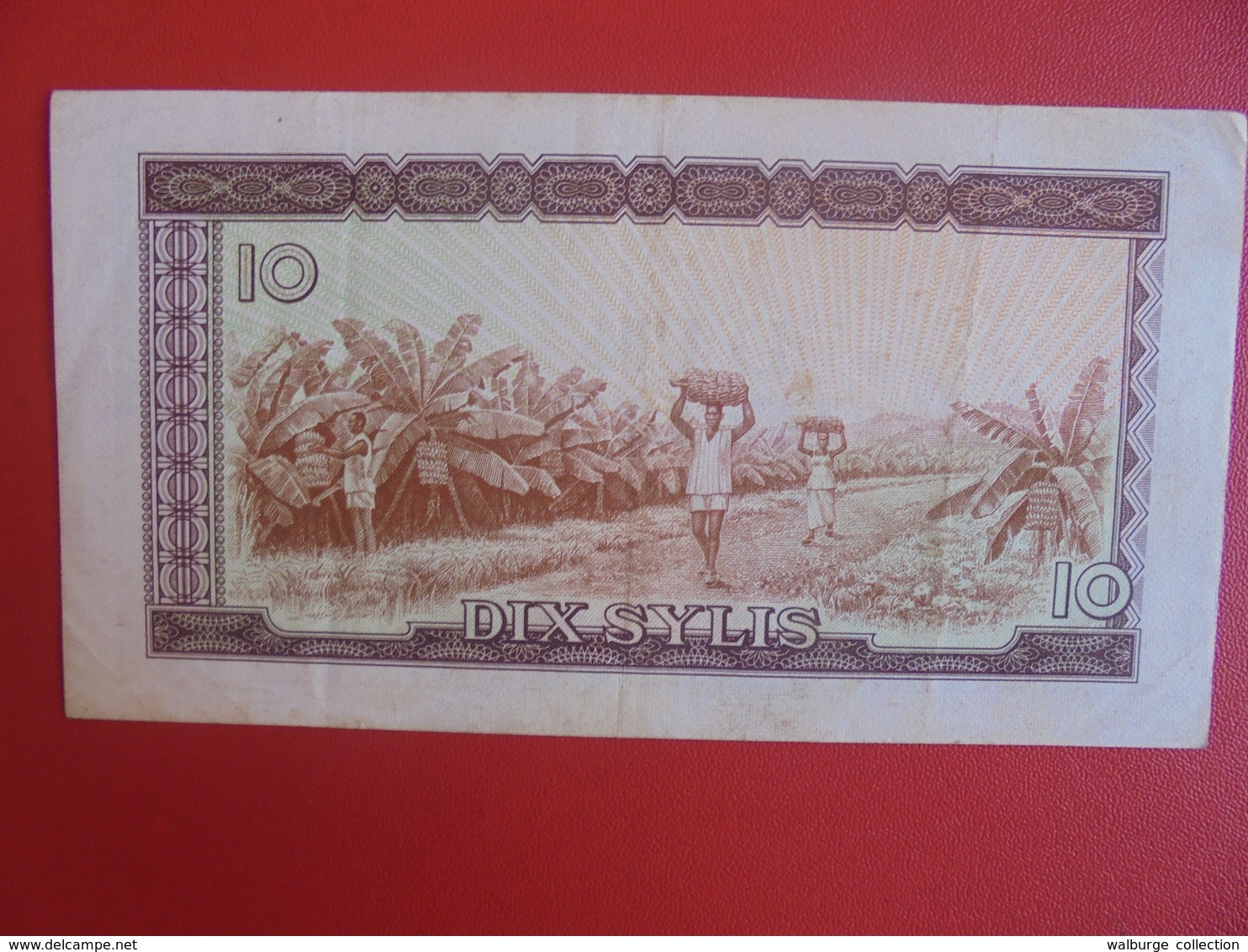 GUINEE 10 SYLIS 1971  CIRCULER (B.6) - Guinée