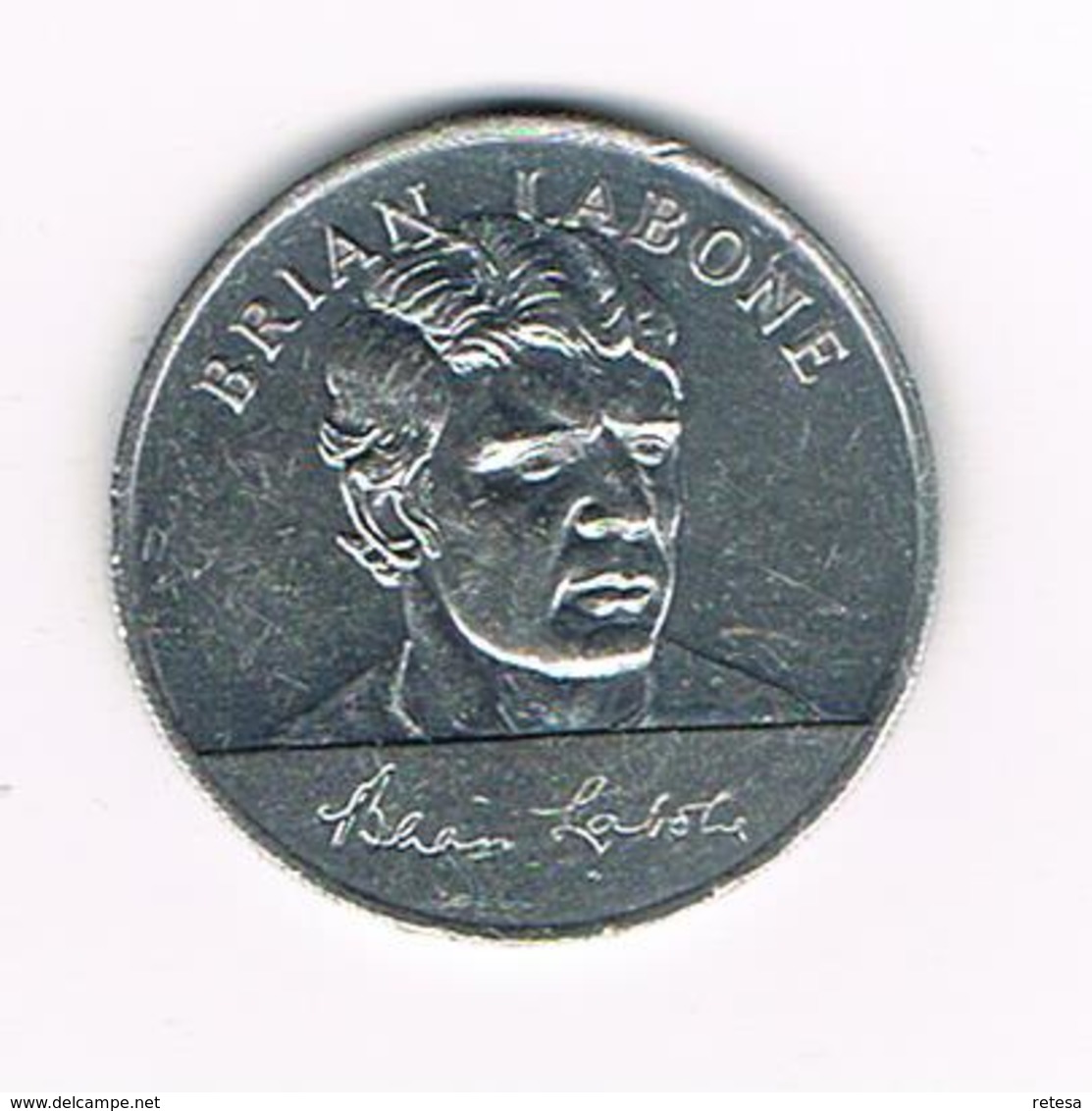 //  TOKEN  BRIAN LABONE   ENGLAND WORLD CUP  SQUAD  MEXICO  1970 ESSO - Souvenirmunten (elongated Coins)