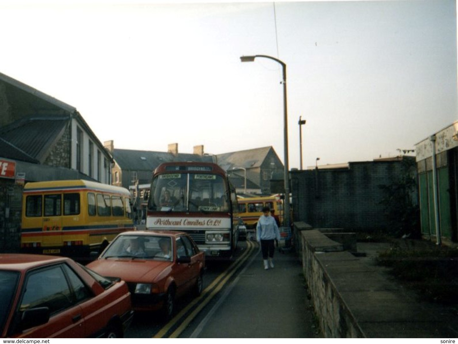 35mm ORIGINAL PHOTO BUS UK WALES BUSTLER PORTHCAWL OMNIBUS BRIDGEND - F167 - Other & Unclassified