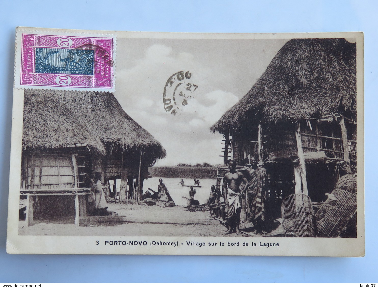 C. P. A. : Benin, Dahomey : PORTO-NOVO : Village Au Bord De La Lagune, Timbre En 1934 - Benin