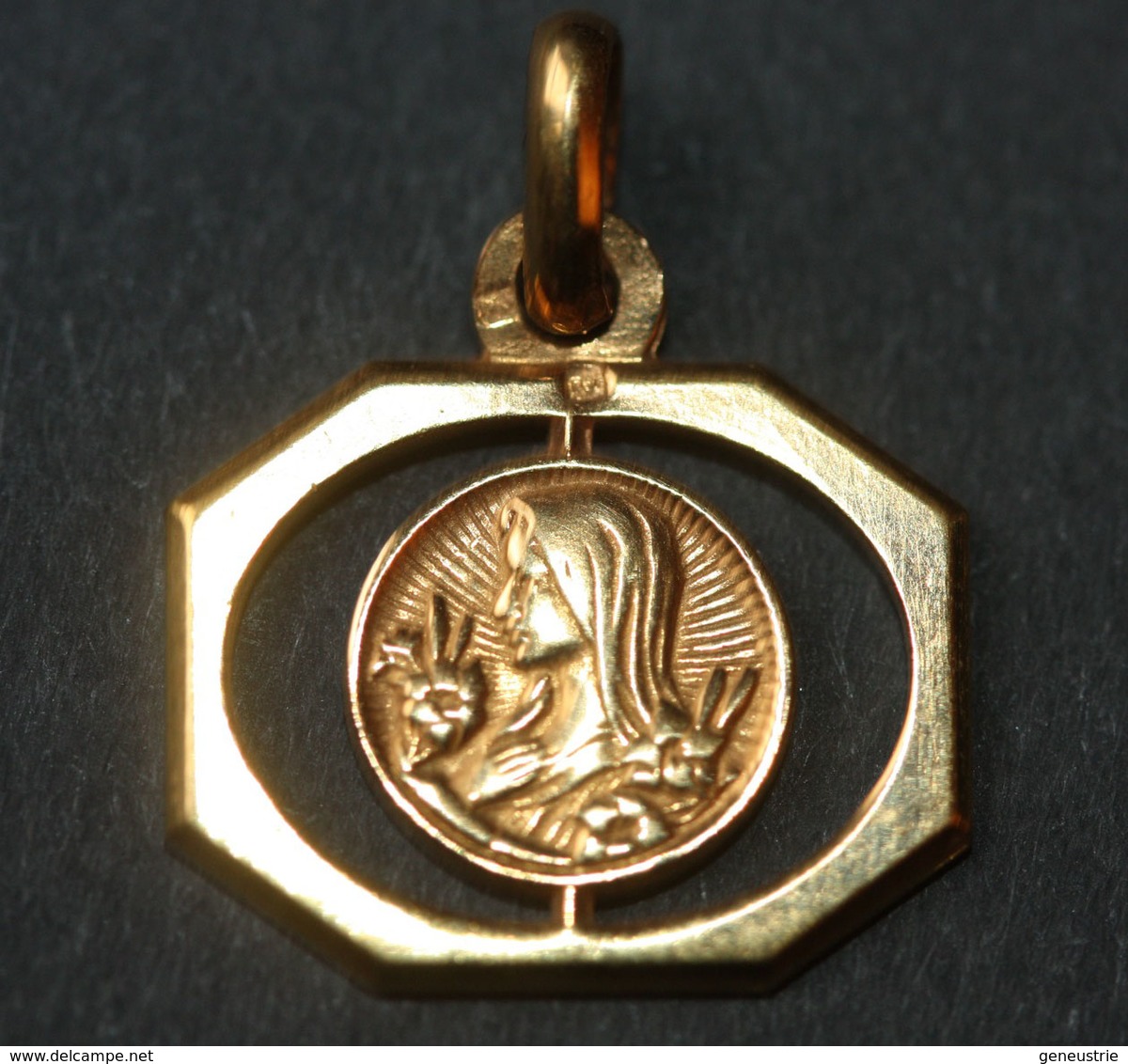 Beau Pendentif Médaille Religieuse Années 30 Art Déco "Sainte Marie" Religious Medal - Religion & Esotérisme