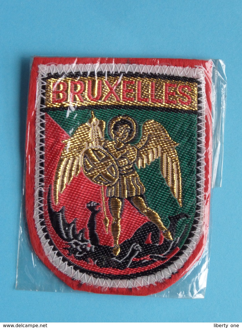 BRUXELLES : BADGE 7 X 5,5 Cm. () Zie / Voir / See Photo ! - Ecussons Tissu