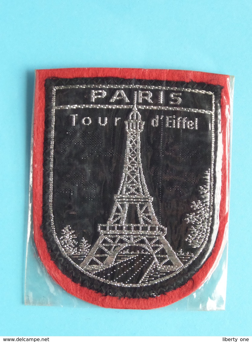 PARIS Tour D'Eiffel : BADGE 7 X 5,5 Cm. () Zie / Voir / See Photo ! - Ecussons Tissu