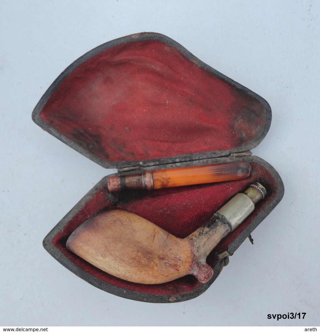 Ancienne Pipe En écume Et Ambre Dans Son étui Recouvert Cuir - Meerschaum Pipes