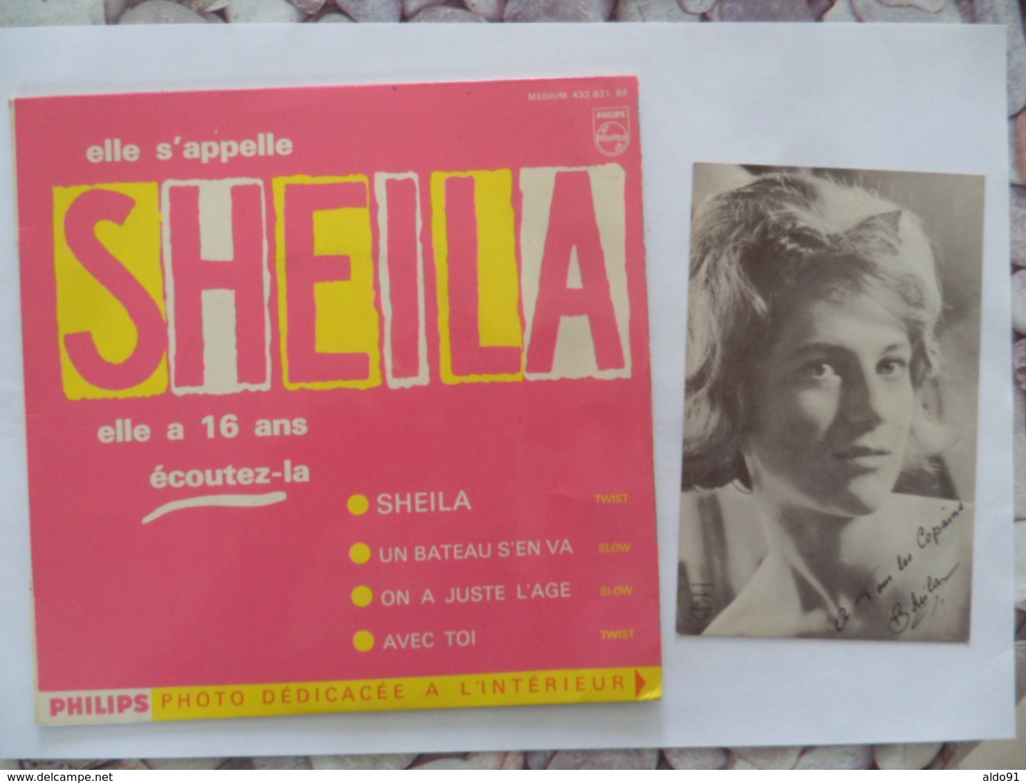 (Musique - Chanteuse, Vinyle 45T.....) -  Elle S'appelle SHEILA  (Philips 432.831 BE), Avec Photo.......voir Scans - 45 Rpm - Maxi-Single