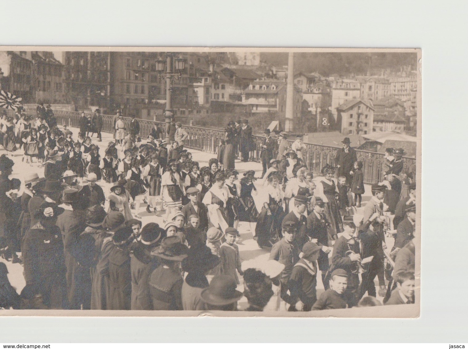 Lausanne - Cortège Sur Le Pont Bessières - Phot. Würgler - Lausanne