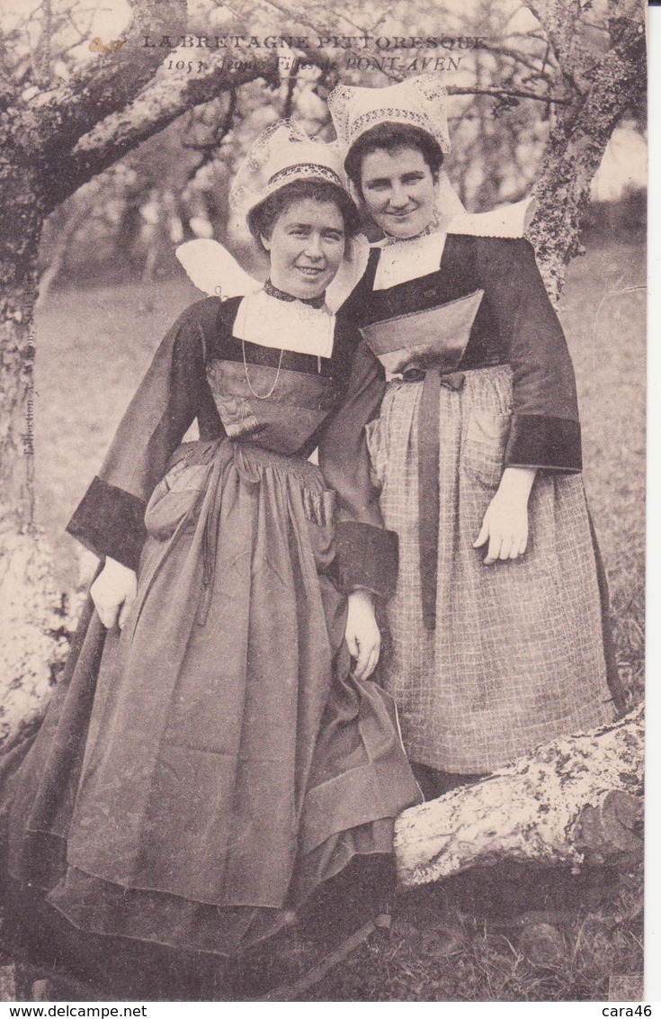 CPA -  1053. Filles De PONT-AVEN - Pont Aven