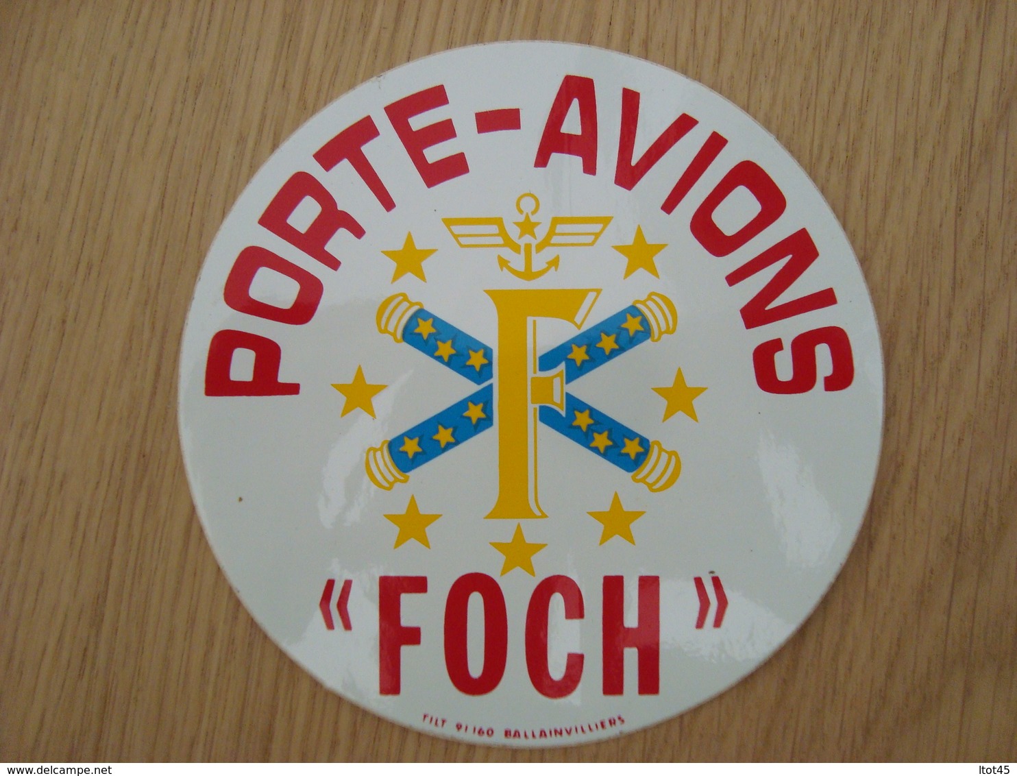 AUTOCOLLANT PORTE-AVION FOCH - Adesivi