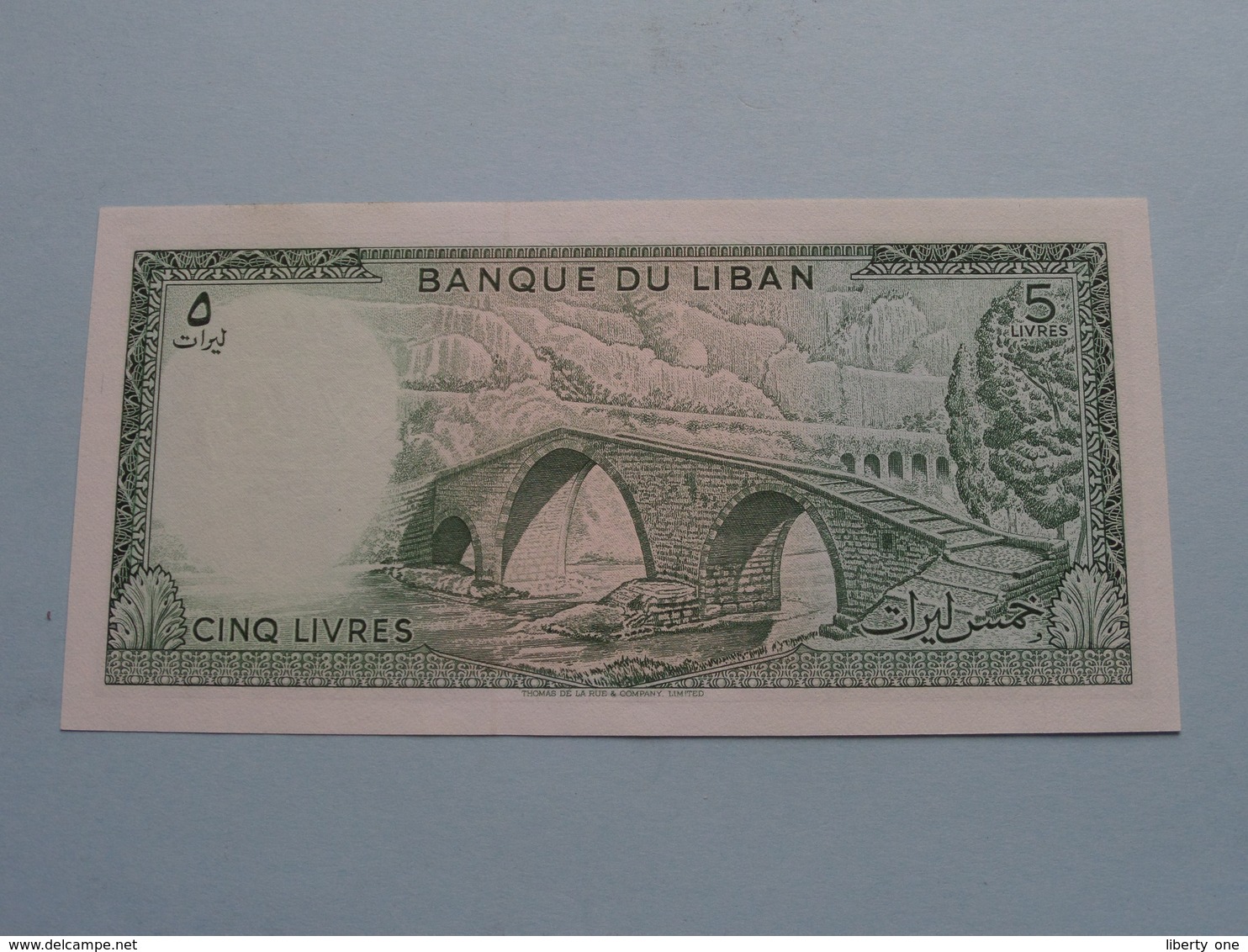 CINQ LIVRES > Banque De LIBAN ( For Grade, Please See Photo ) ! - Lebanon