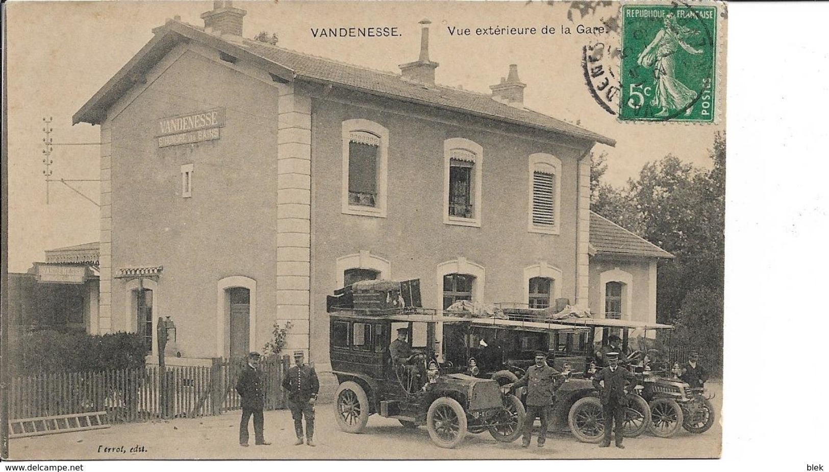 58 . Nièvre  :  Vandenesse : Vue Exterieure De La Gare . - Other & Unclassified