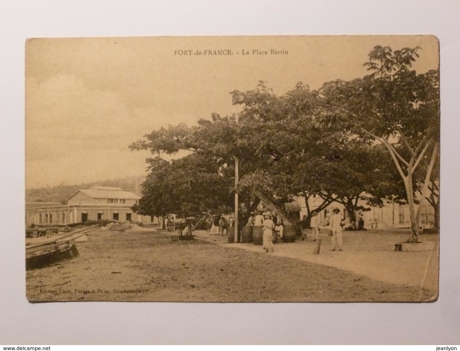 FORT DE FRANCE (Martinique) - Place Bertin , Animation - Fort De France