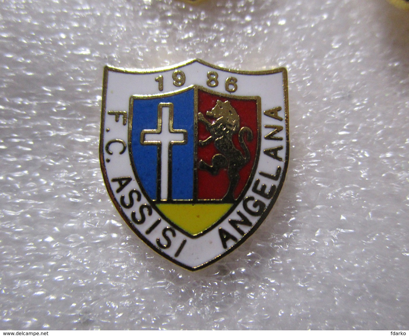 F.C. Assisi Angelana Calcio Umbria Distintivi FootBall Soccer Spilla Pins Italy - Calcio