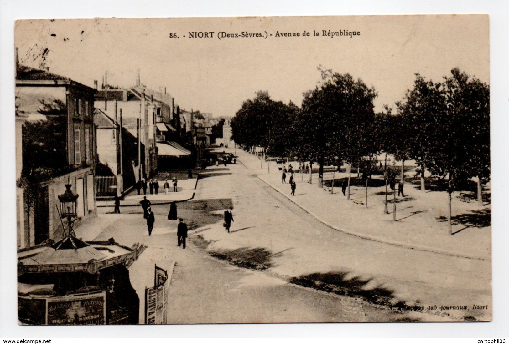 - CPA NIORT (79) - Avenue De La République 1911 (avec Personnages) - Edition Alix N° 86 - - Niort