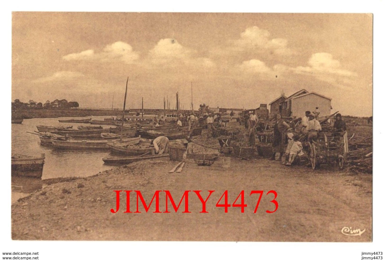 CPA - BROUAGE - Un Coin Du Port Bien Animé ( Canton De Marennes ) Charente Maritime - Imp. CIM  COMBIER - Marennes