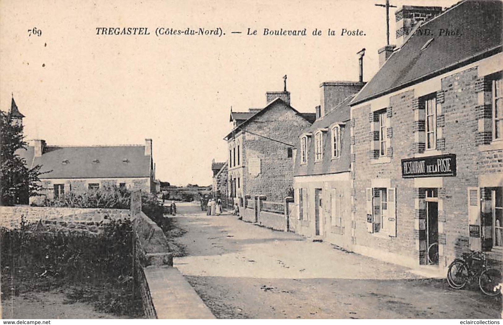 Trégastel           22           Boulevard Et Restaurant De La Poste      (voir Scan) - Trégastel