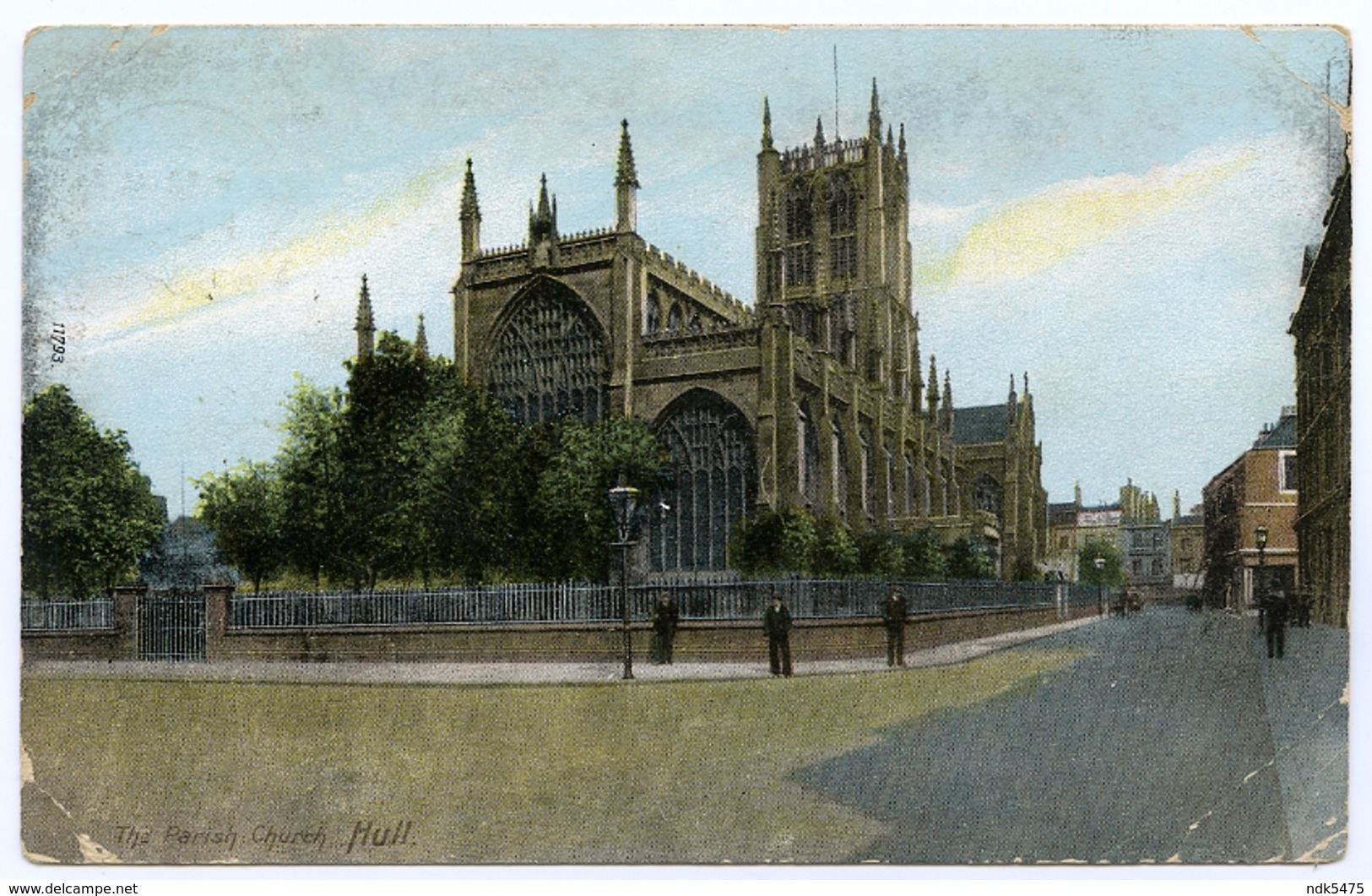 HULL : THE PARISH CHURCH / POSTMARK - HULL / ADDRESS - BARNES, ELM GROVE PARADE - Hull