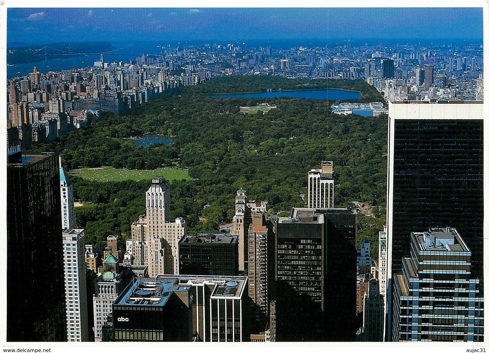 Etats-Unis - New York - Emerald Green Central Park Nestled In The Center Of New York City - Moderne Grand Format - Central Park