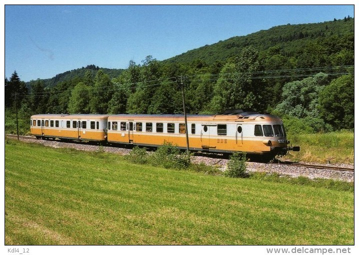 RU CT 32 - Autorail RGP X 2737 Vers MARTIGNAT - Ain - SNCF - Trenes