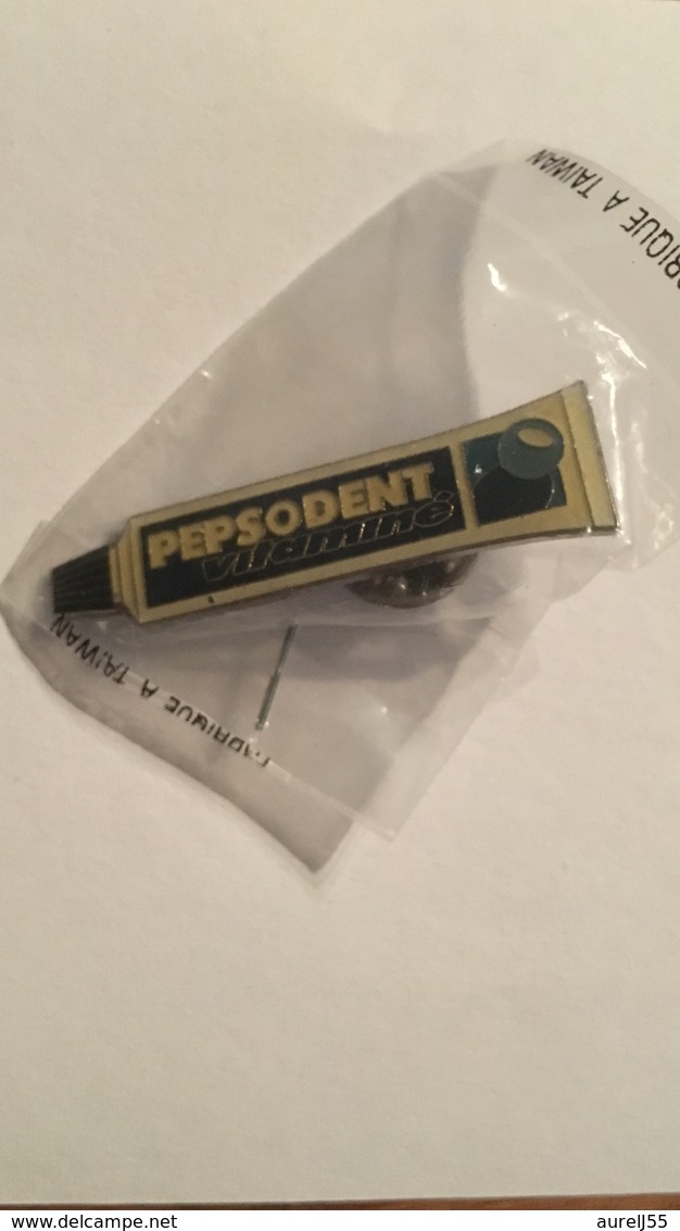 Pin’s Pepsodent - Dent - Dentifrice - Hygiène - Trademarks