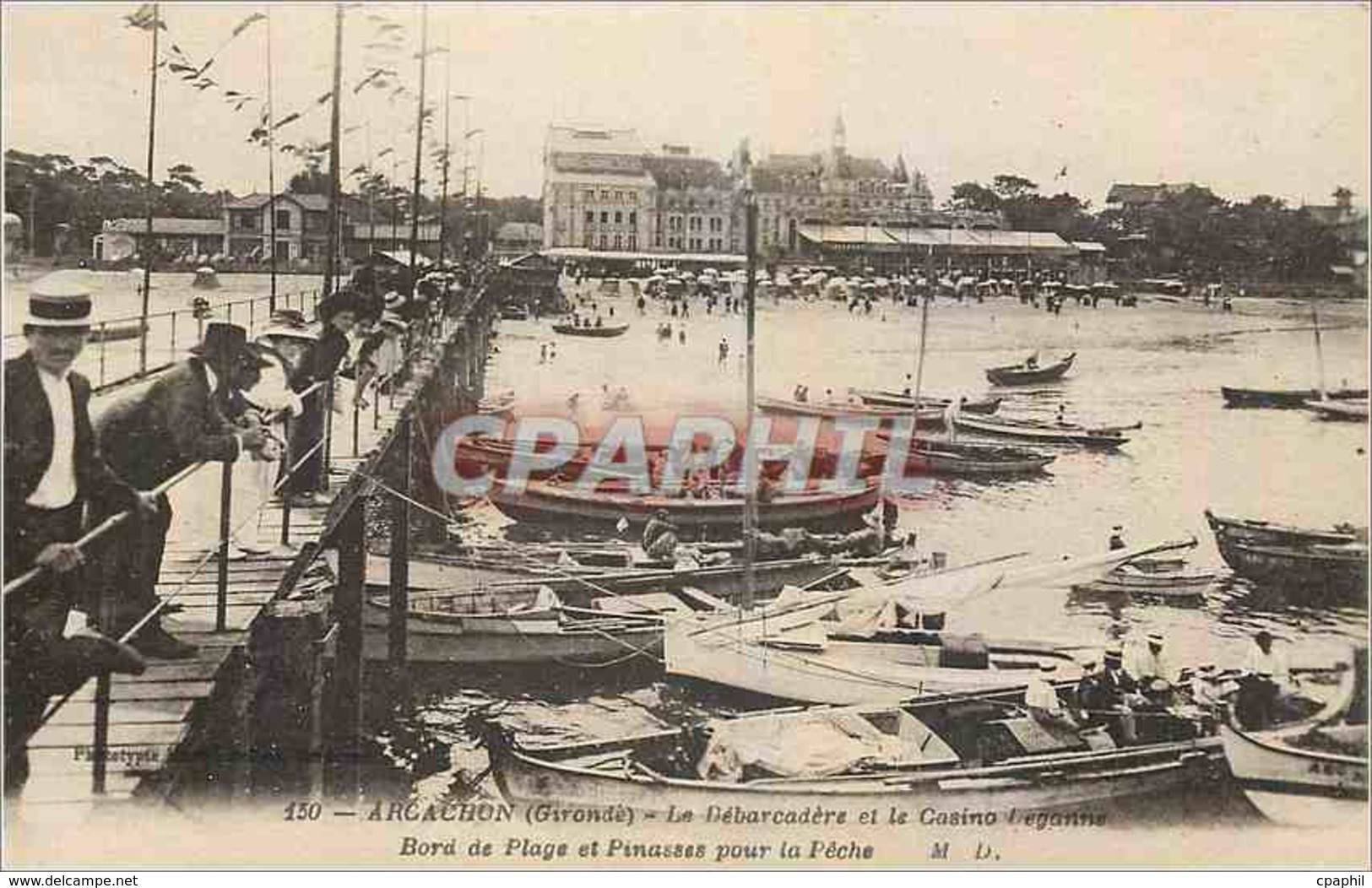 CPA Arcachon Gironde Le Debarcadere Et Le Casino Bateaux - Arcachon