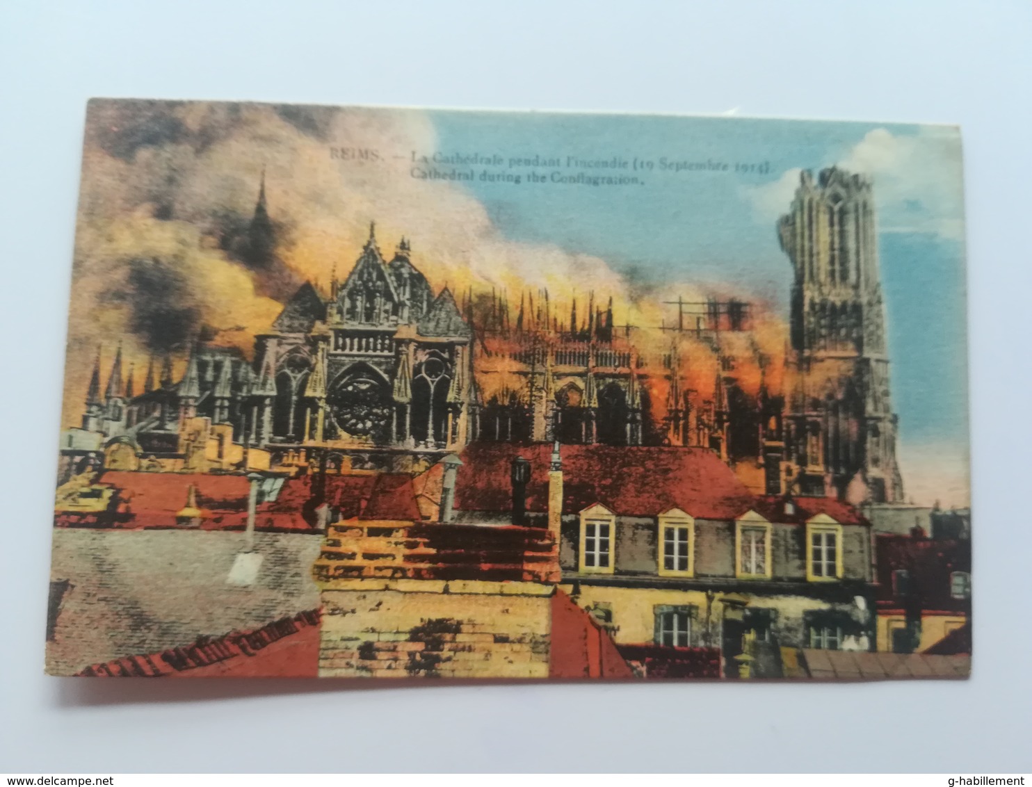 CPA 51 REIMS -  La Cathédrale Pendant L'incendie (f) - Reims