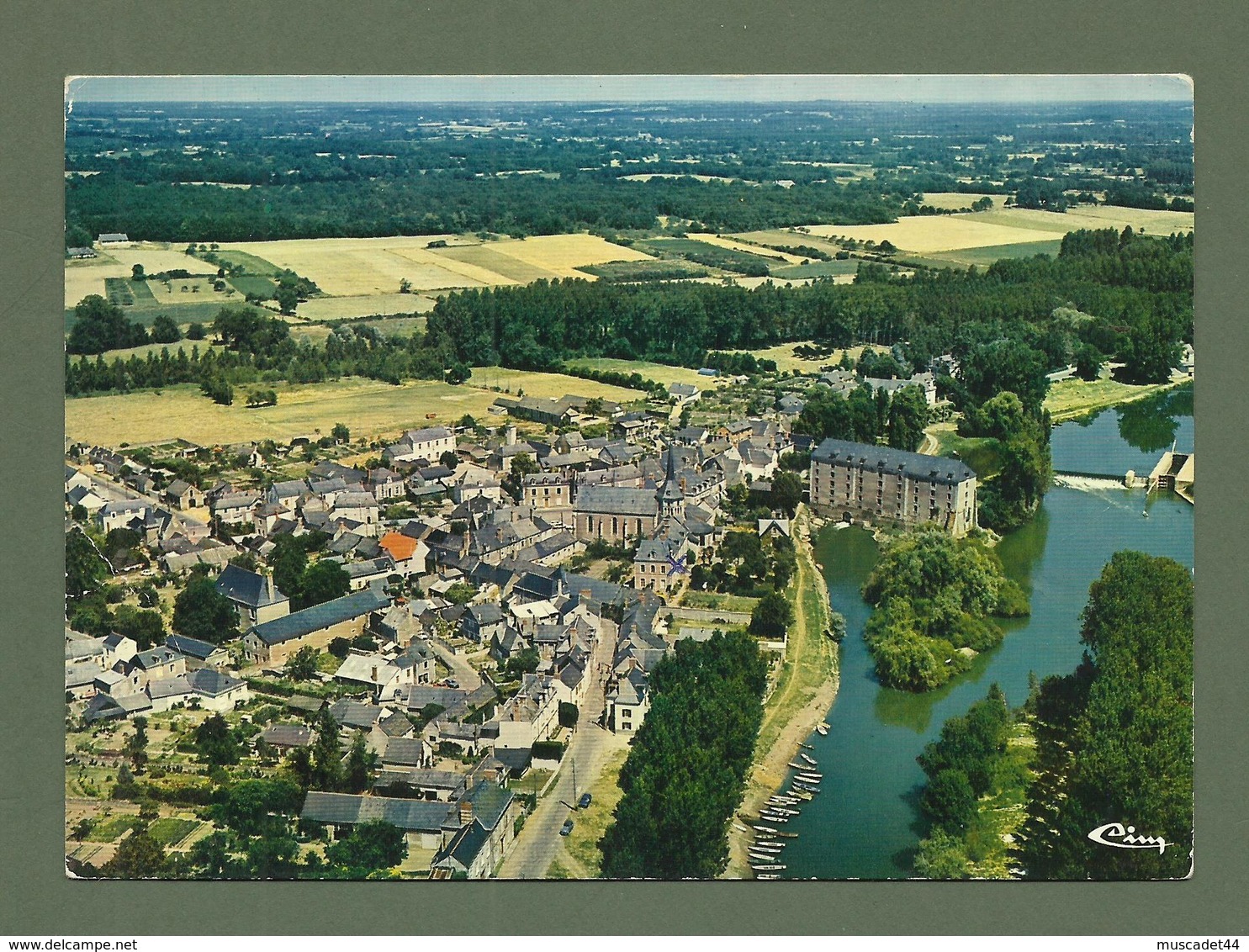 CARTE POSTALE 49 MAINE ET LOIRE  CHEFFES SUR SARTHE VUE AERIENNE - Autres & Non Classés