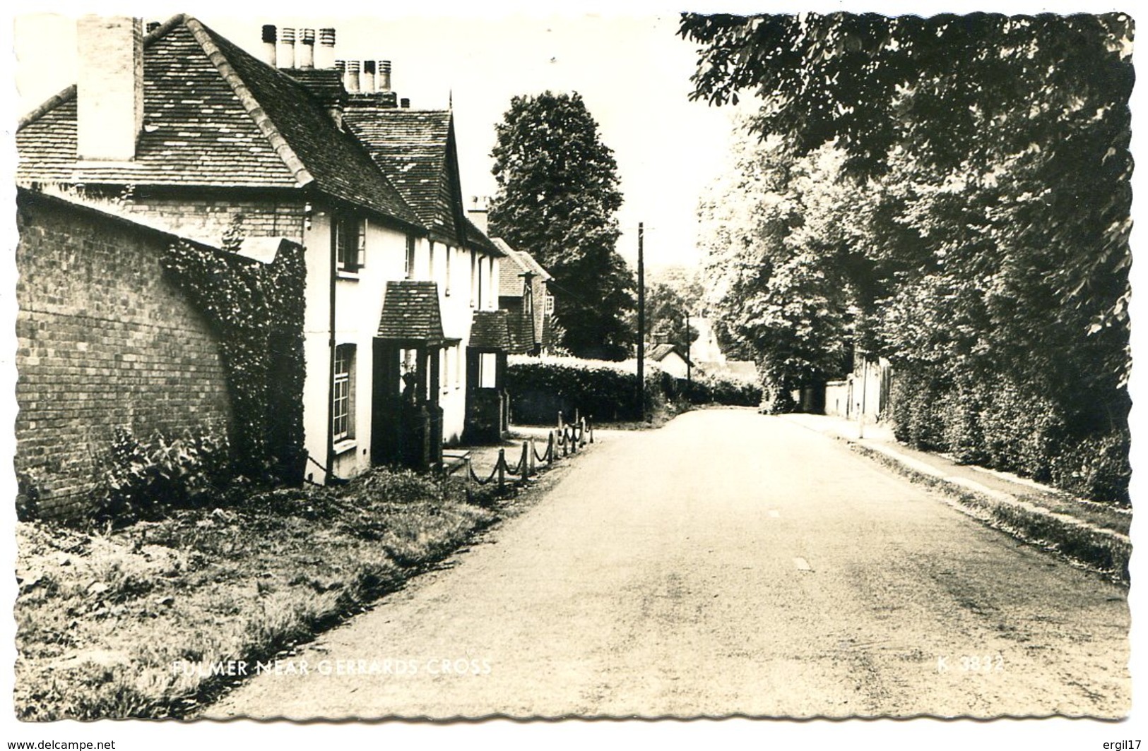 Buckinghamshire - Fulmer Near Gerrards Cross - Real Photograph - Buckinghamshire