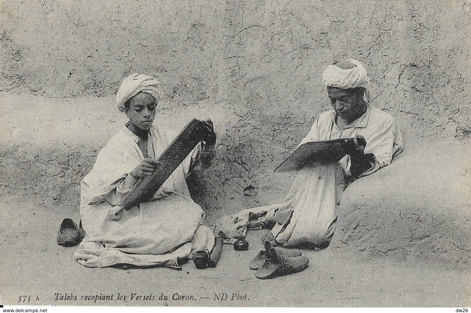 Afrique Du Nord - Talebs Recopiant Les Varsets Du Coran - Carte ND Phot N° 375 Non Circulée - Afrika