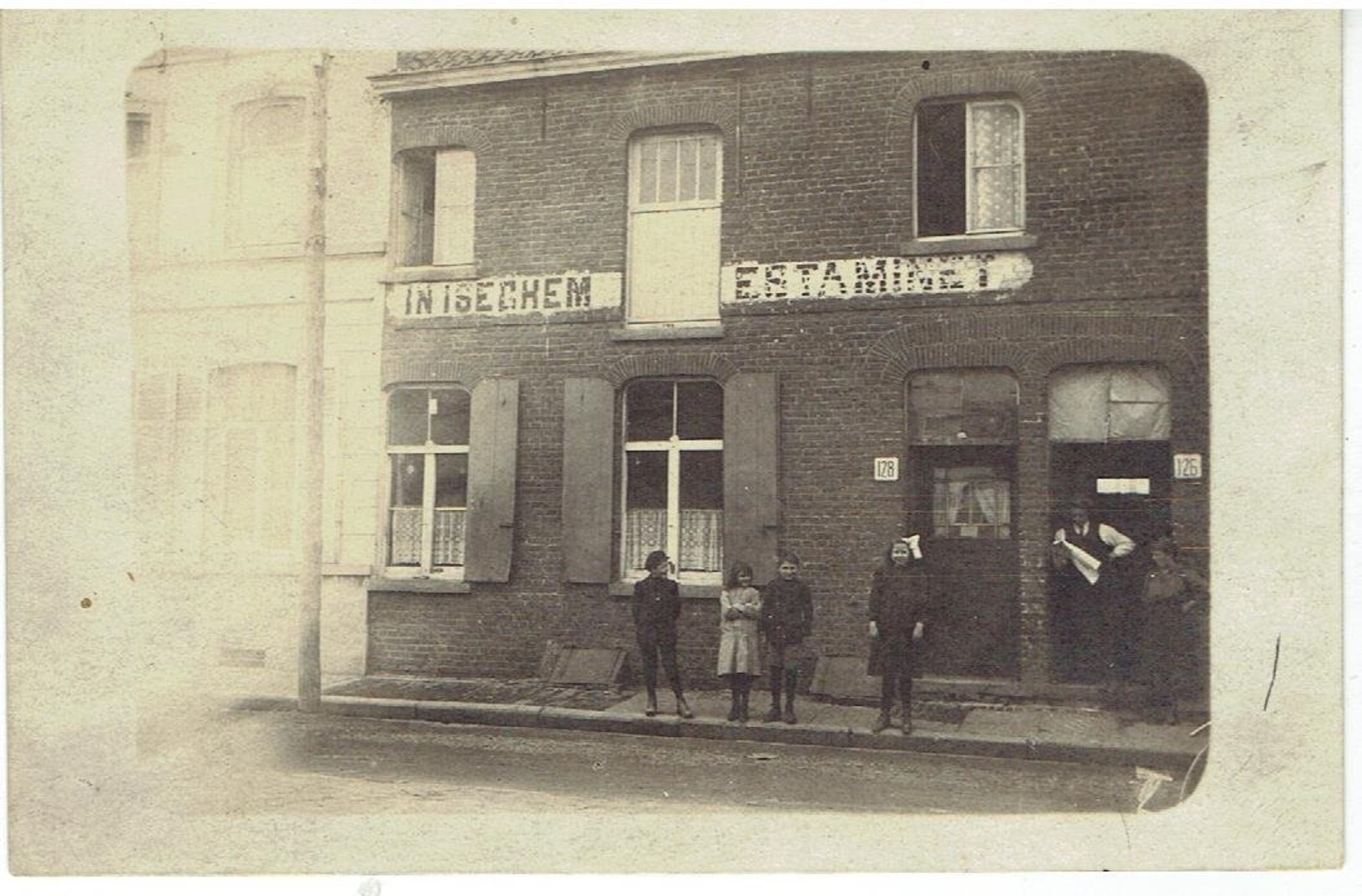 Café In Iseghem - Estaminet - Carte Photo - Roeselare Of Omgeving ? Onbekend - Inconnue - Roeselare