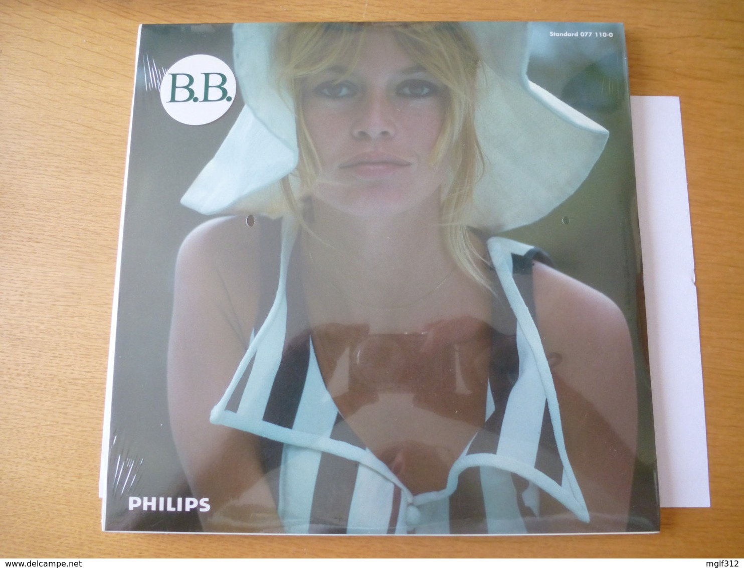 BRIGITTE BARDOT : "B.B. 64"  -  Vinyl, 10", Album 33 T 25 Cm - Détails Sur Les 2 Scans - Collectors