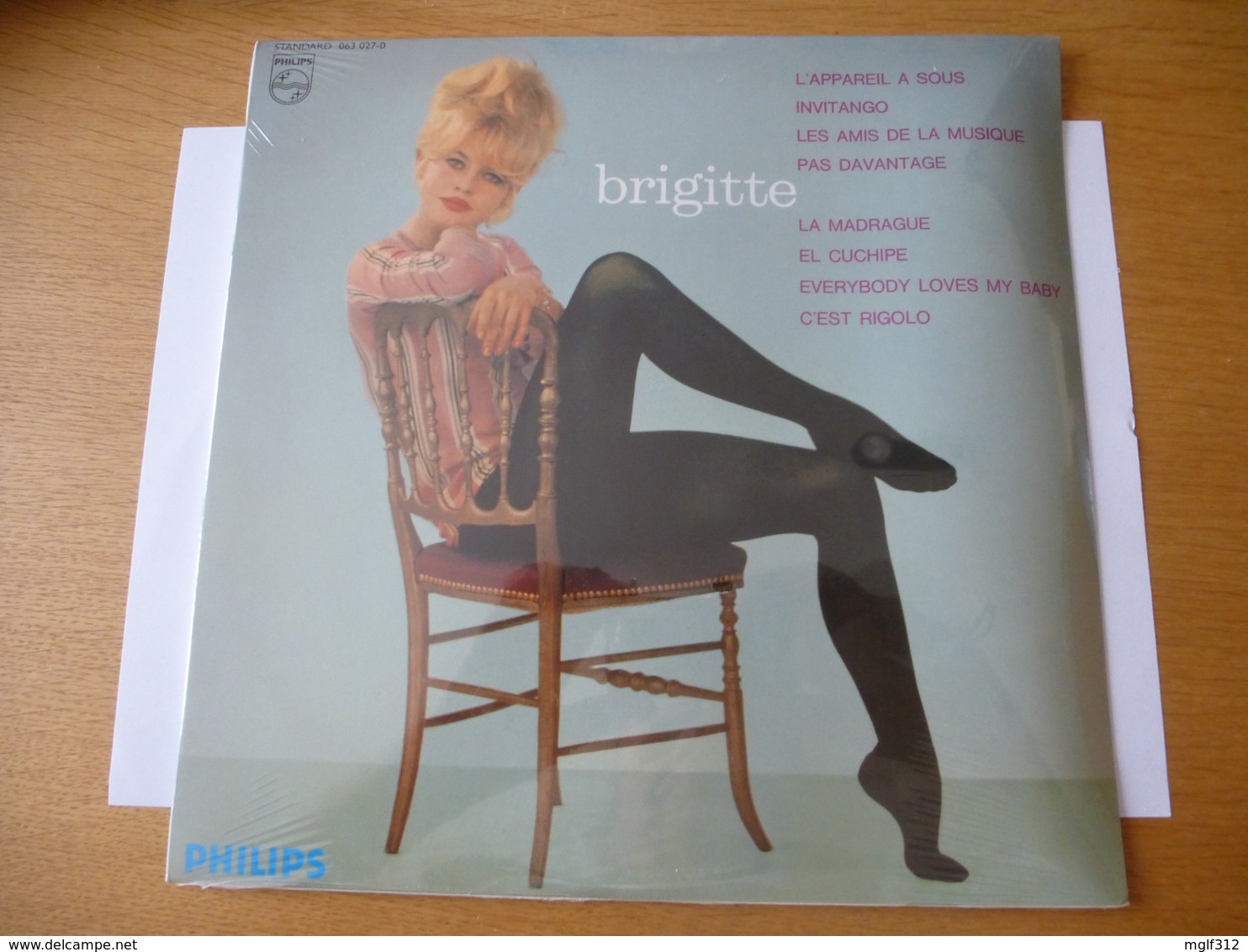 BRIGITTE BARDOT : "BRIGITTE"  -  Vinyl, 10", Album 33 T 25 Cm - Détails Sur Les 2 Scans - Collectors