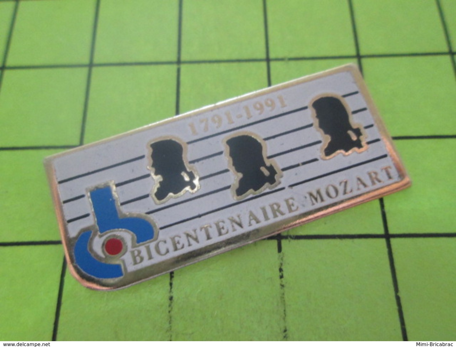 411a PINS PIN'S / Beau Et Rare : Thème MUSIQUE / RADIO FRANCE BICENTENAIRE MORT MOZART 1793 1993 - Musique