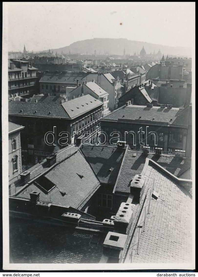 Cca 1935 Kinszki Imre (1901-1945) Budapesti Fotóművész Hagyatékából Jelzés Nélküli, Vintage Fotó (Háztetők), 8,7x6,2 Cm - Andere & Zonder Classificatie