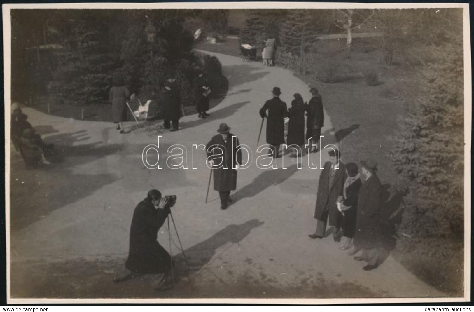 Cca 1933 Kinszki Imre (1901-1945) Budapesti Fotóművész Aláírással Jelzett Vintage Fotóművészeti Alkotása (Promenade), 11 - Autres & Non Classés