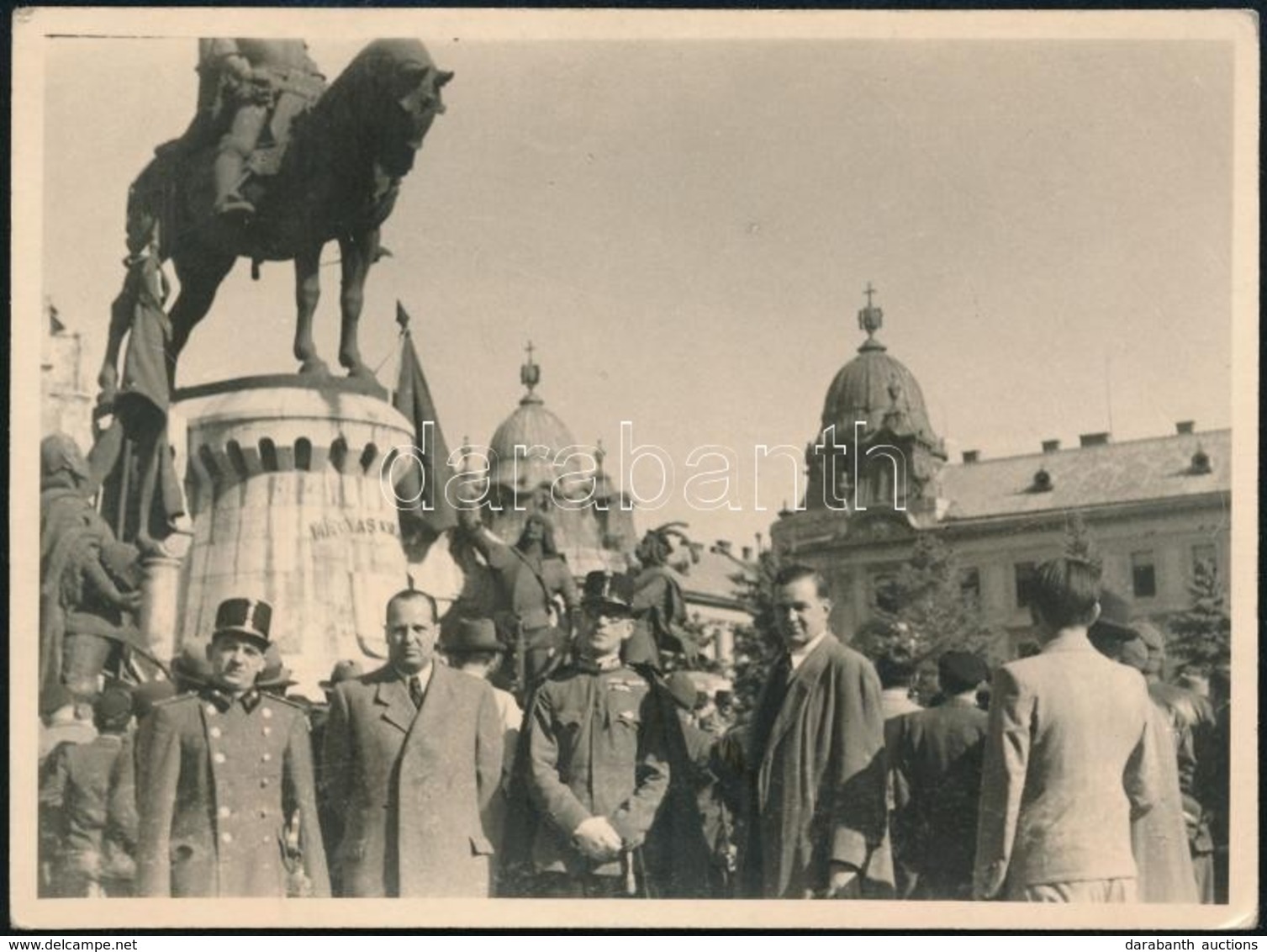 1940 A Kolozsvári Bevonulás Alkalmával Készített Fotó A Mátyás Király Szobornál, Fotó, 8,5×11,5 Cm - Altri & Non Classificati