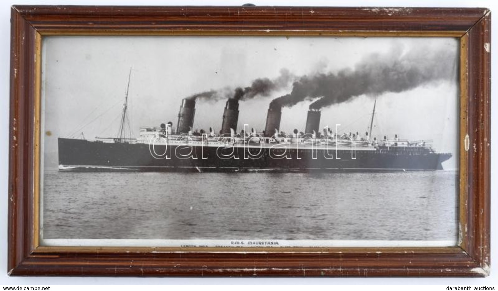 Cca 1930 RMS Mauretania, Fotó, Feliratozva, üvegezett Fa Keretben, 13×25,5 Cm - Altri & Non Classificati