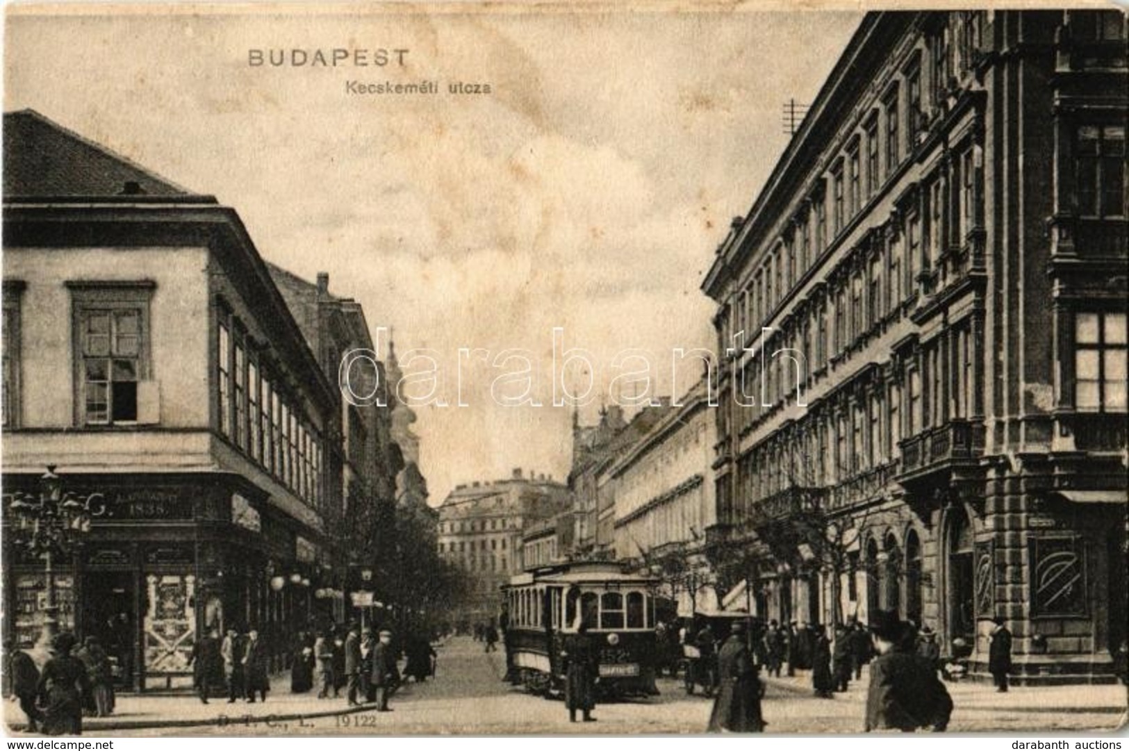 ** T3/T4 Budapest V. Kecskeméti Utca, Villamos A Kőbányai út Felé (kis Sarokhiány / Small Corner Shortage) - Non Classificati