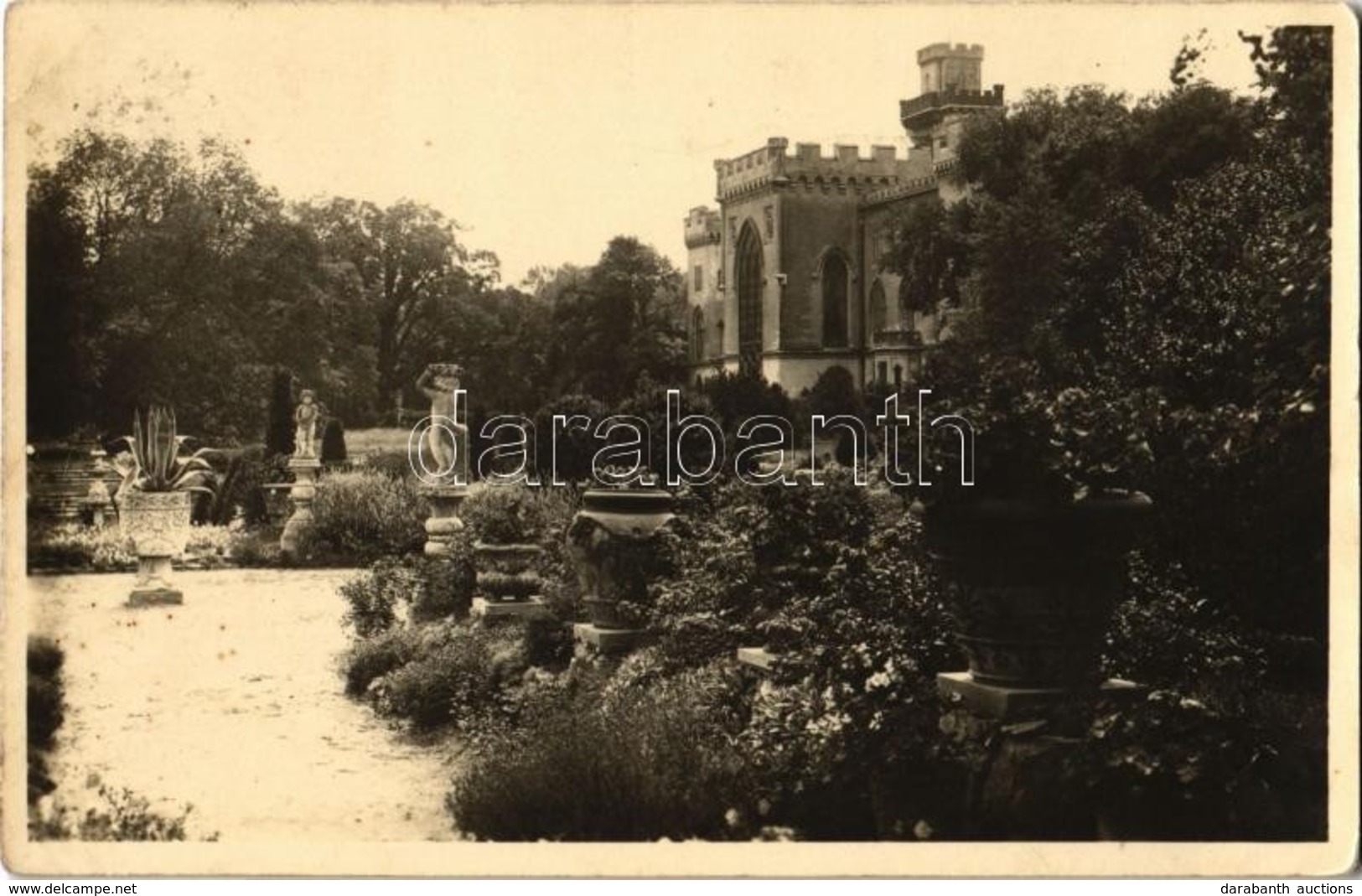 ** T2 Oroszvár, Rusovce (Pozsony, Pressburg, Bratislava); Gróf Lónyay Kastély (Zichy Kastély) / Castle. Photo - Ohne Zuordnung